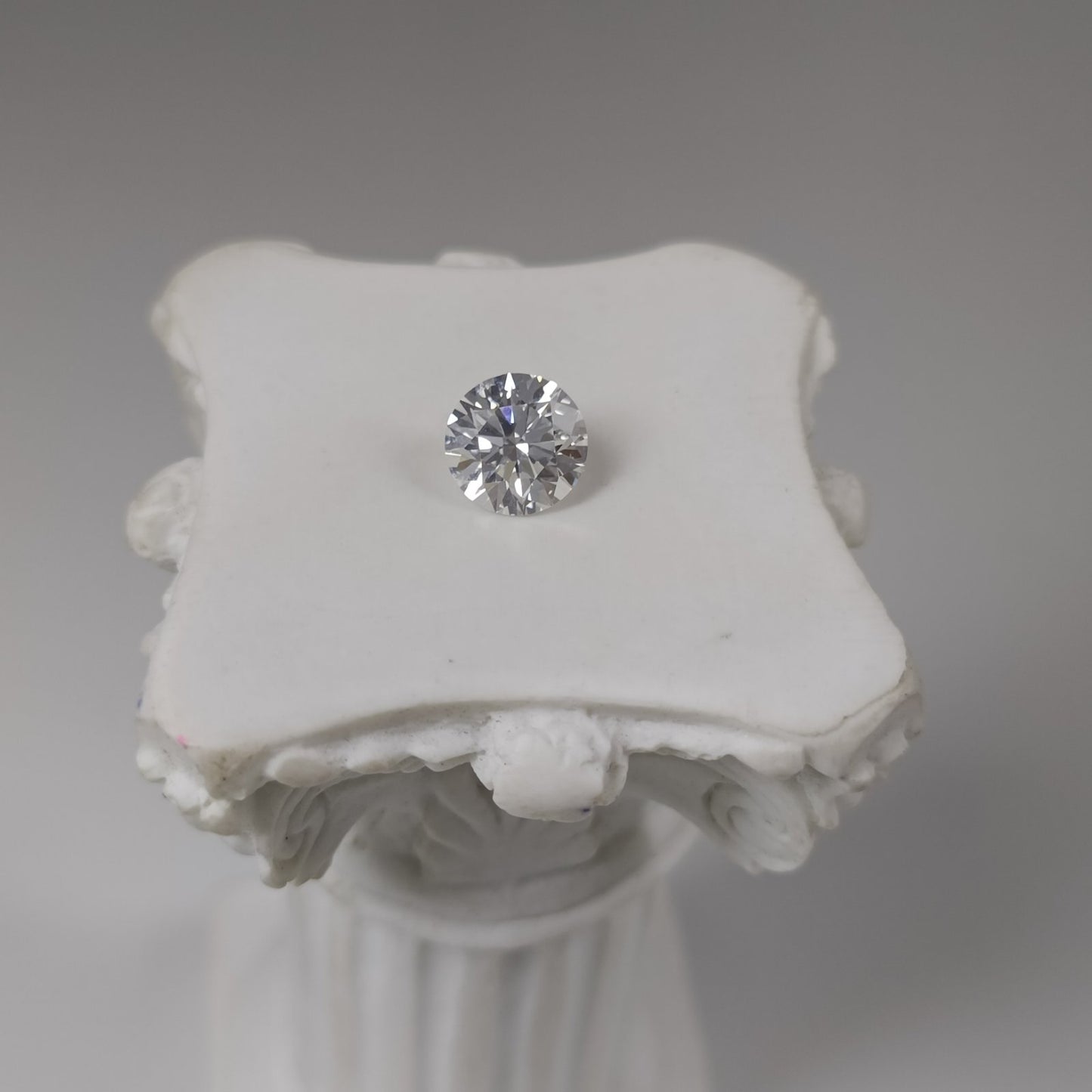 1.0CT VVS2 E 755527699 Round Cut Lab Grown Diamond