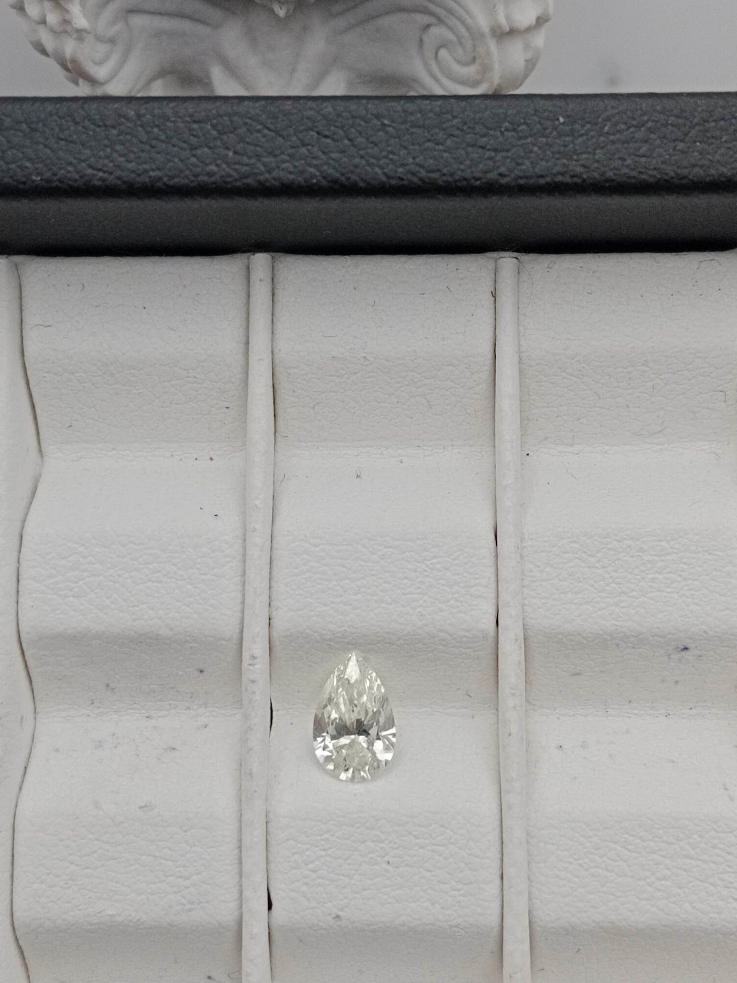 0.60CT SI1 L 5406536975 Pear Cut Natural Diamond