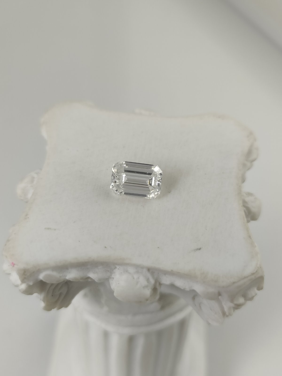 1.0CT VS2 E 750533969 Emerald Cut Lab Grown Diamond