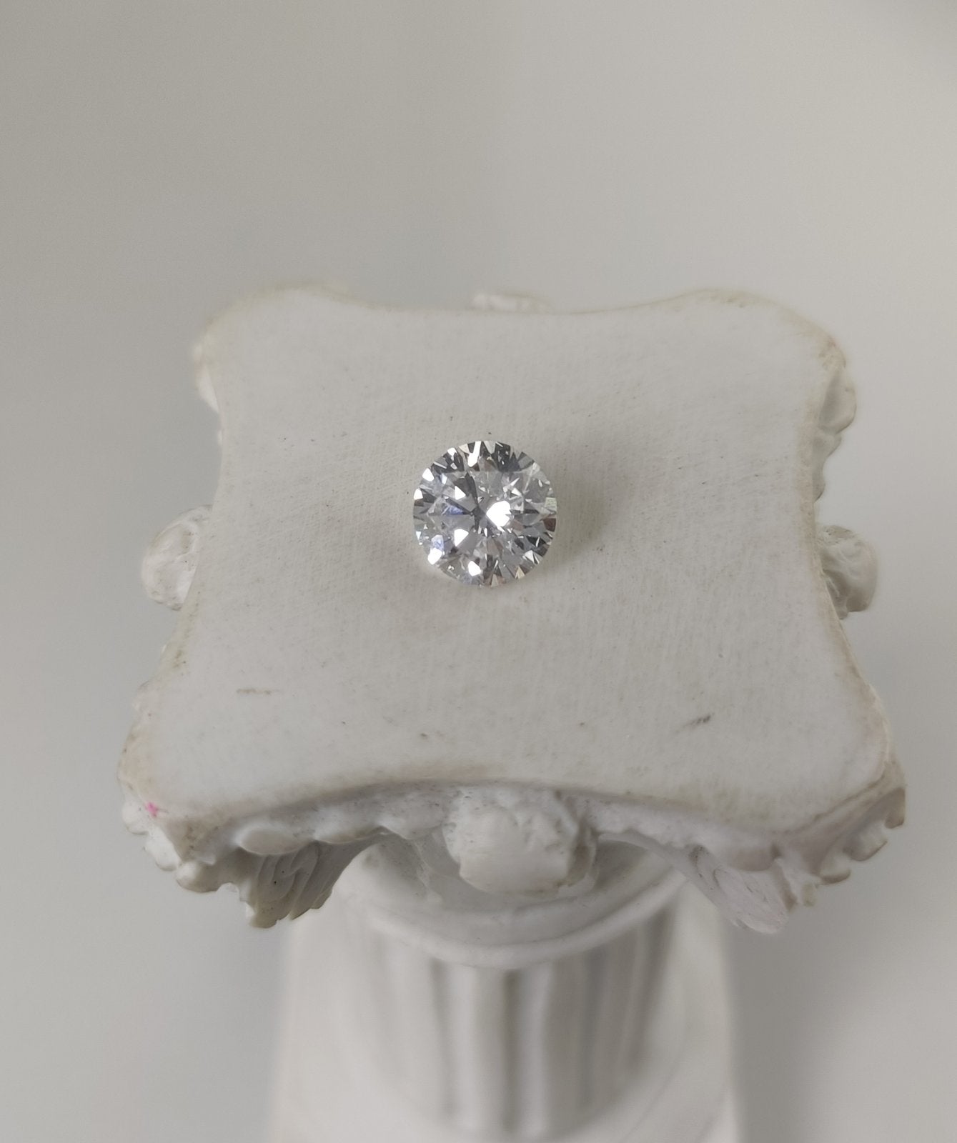 1.07CT VS1 D 750554975 Round Cut Lab Grown Diamond