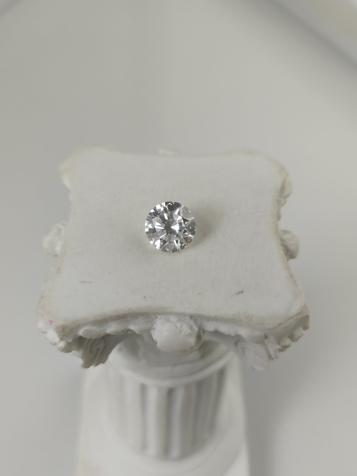1.07CT VS1 E 750554976 Round Cut Lab Grown Diamond