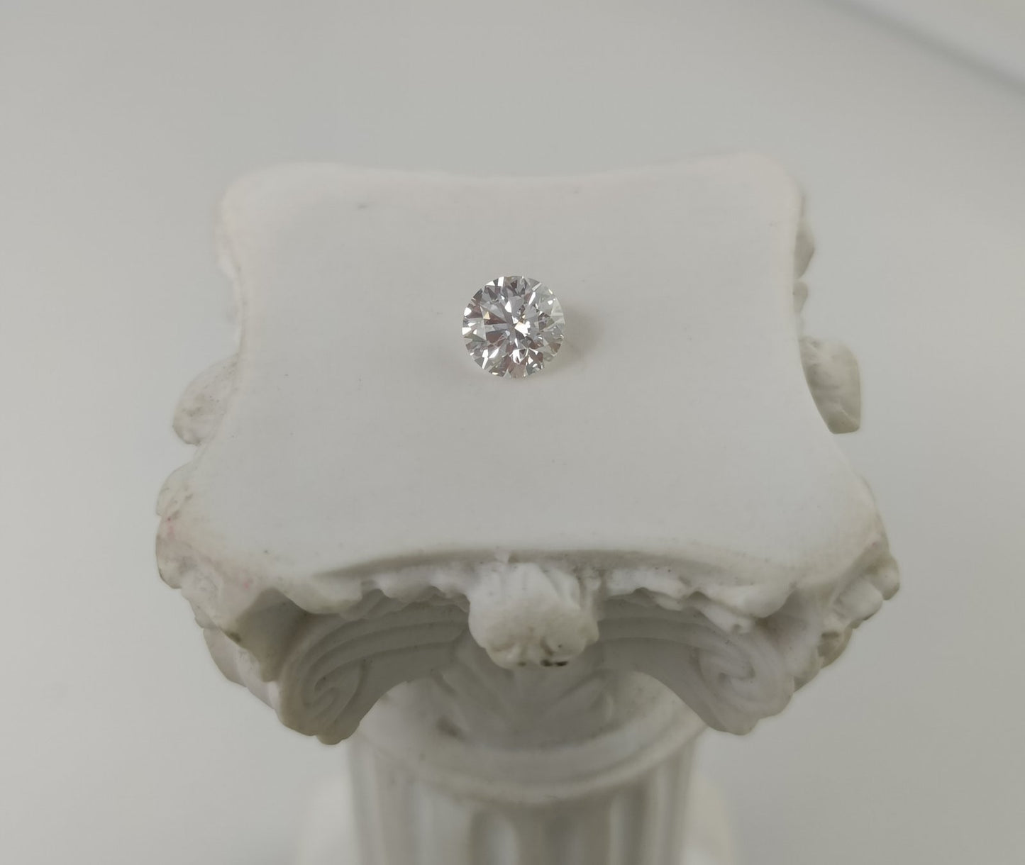 0.50CT IF D 726569777 Round Cut Lab Grown Diamond