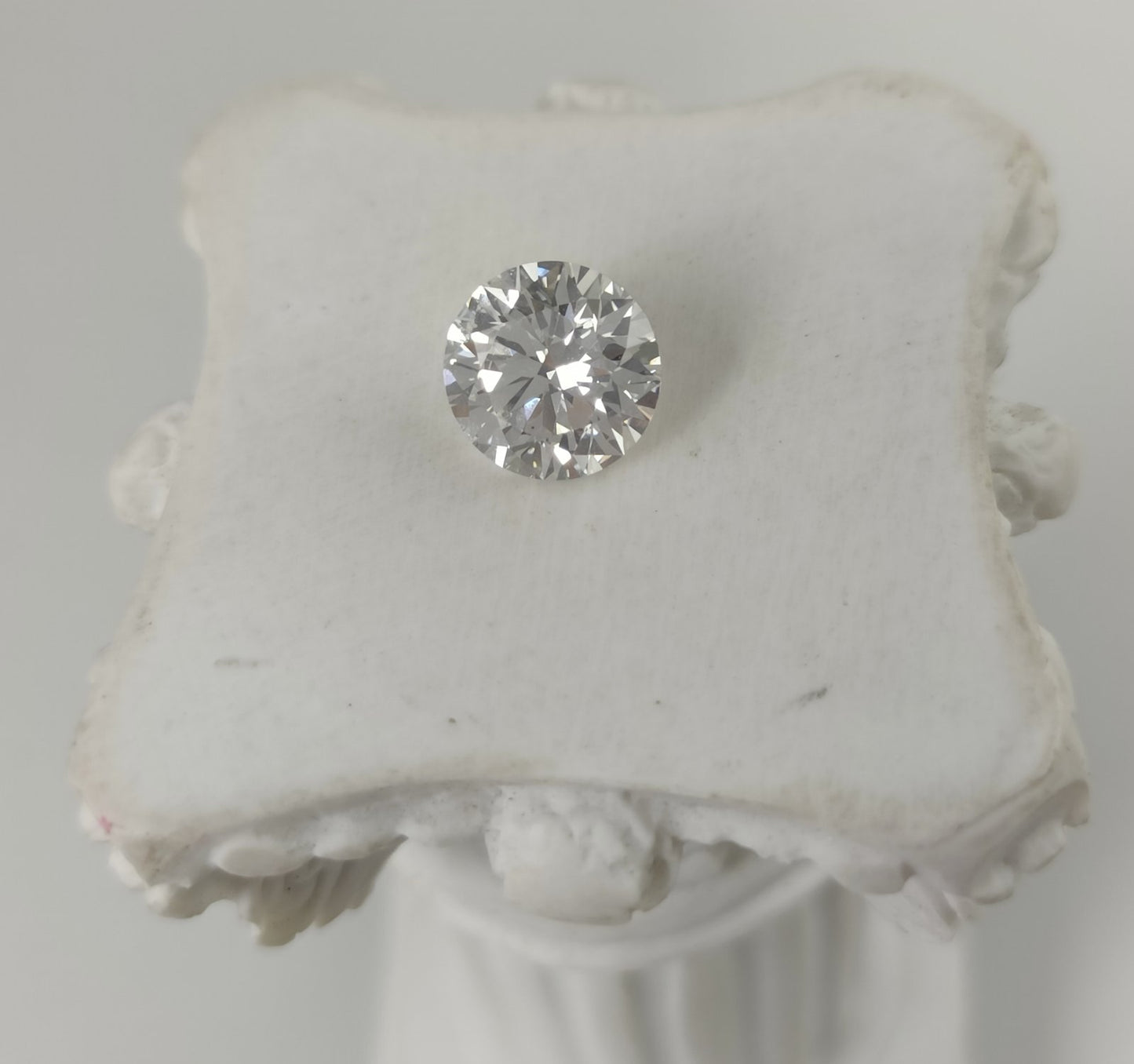 1.59CT VS2 G 739590009 Round Cut Lab Grown Diamond
