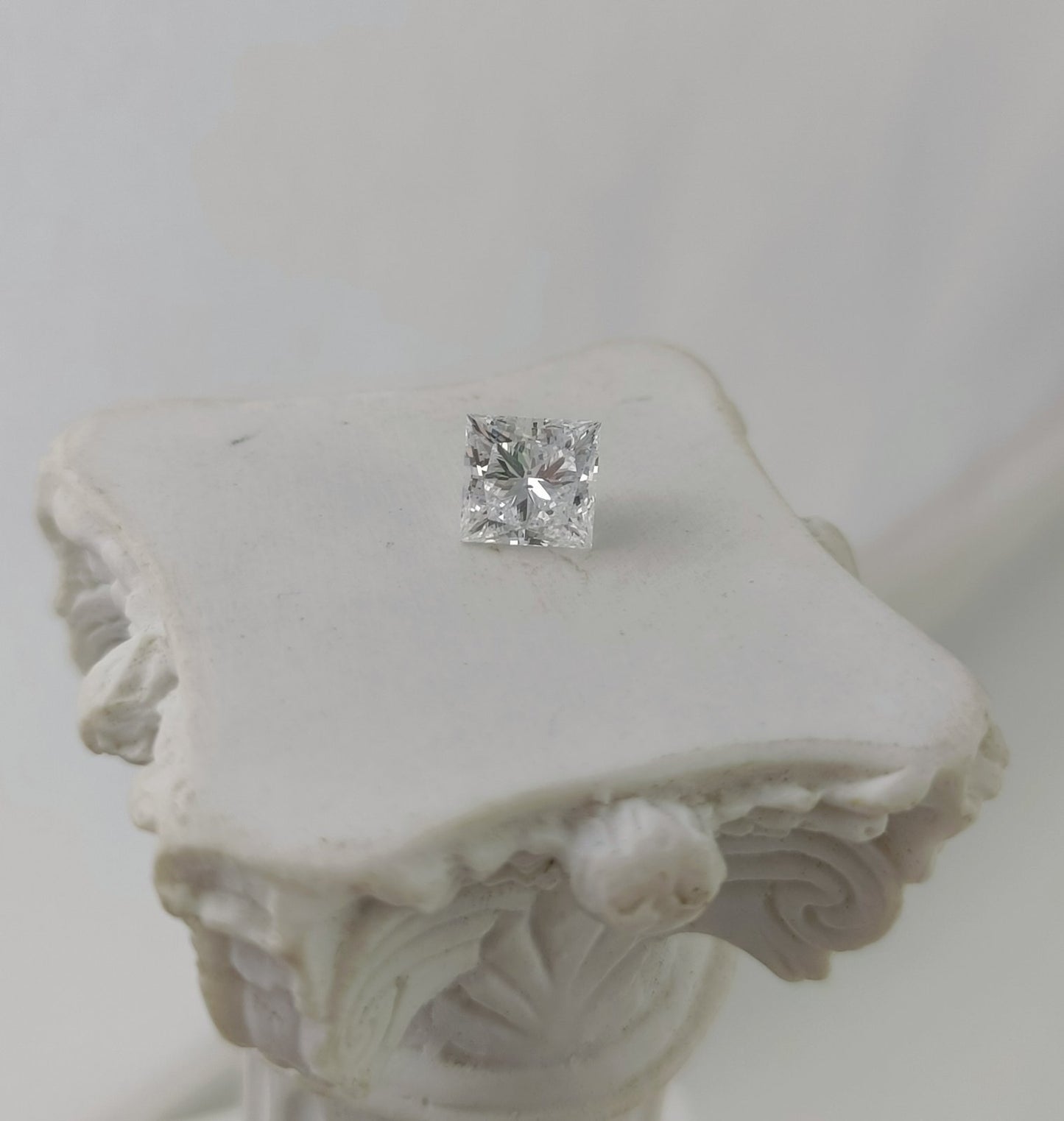 1.09CT SI2 E 528208288 Princess Cut Lab Grown Diamond