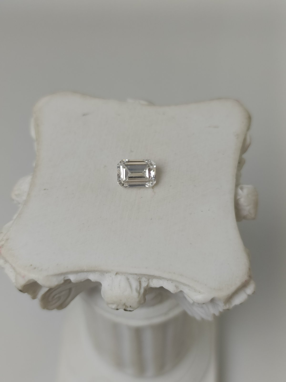 0.52CT VS2 F 693517418 Emerald Cut Lab Grown Diamond