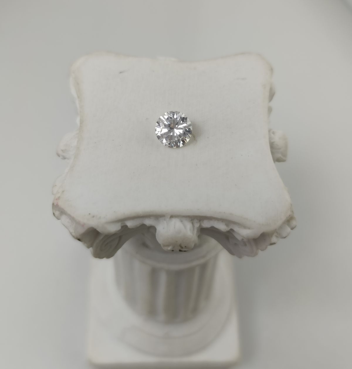 0.57CT VS1 F 745517871 Round Cut Lab Grown Diamond