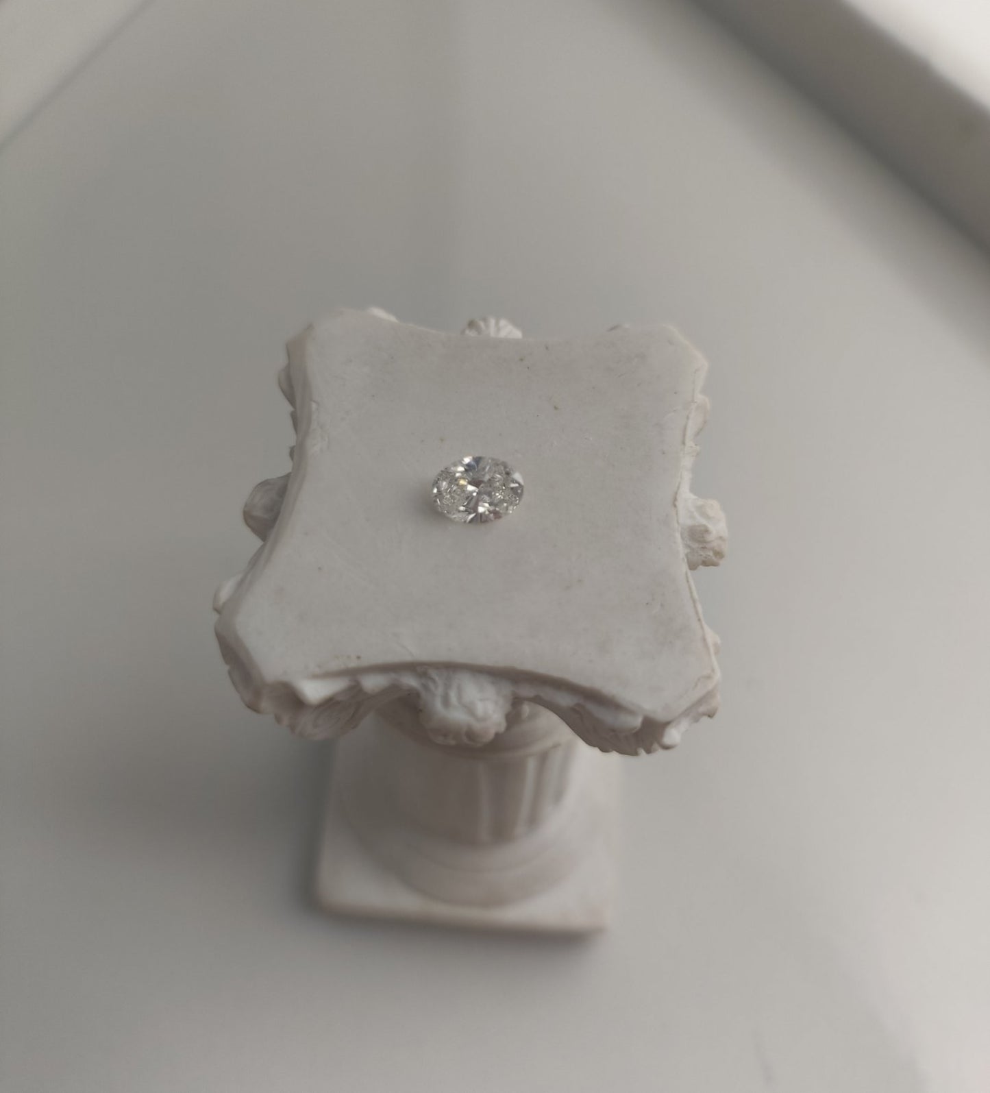 0.51ct VVS2 H 524242837 Oval Cut Lab Grown Diamond