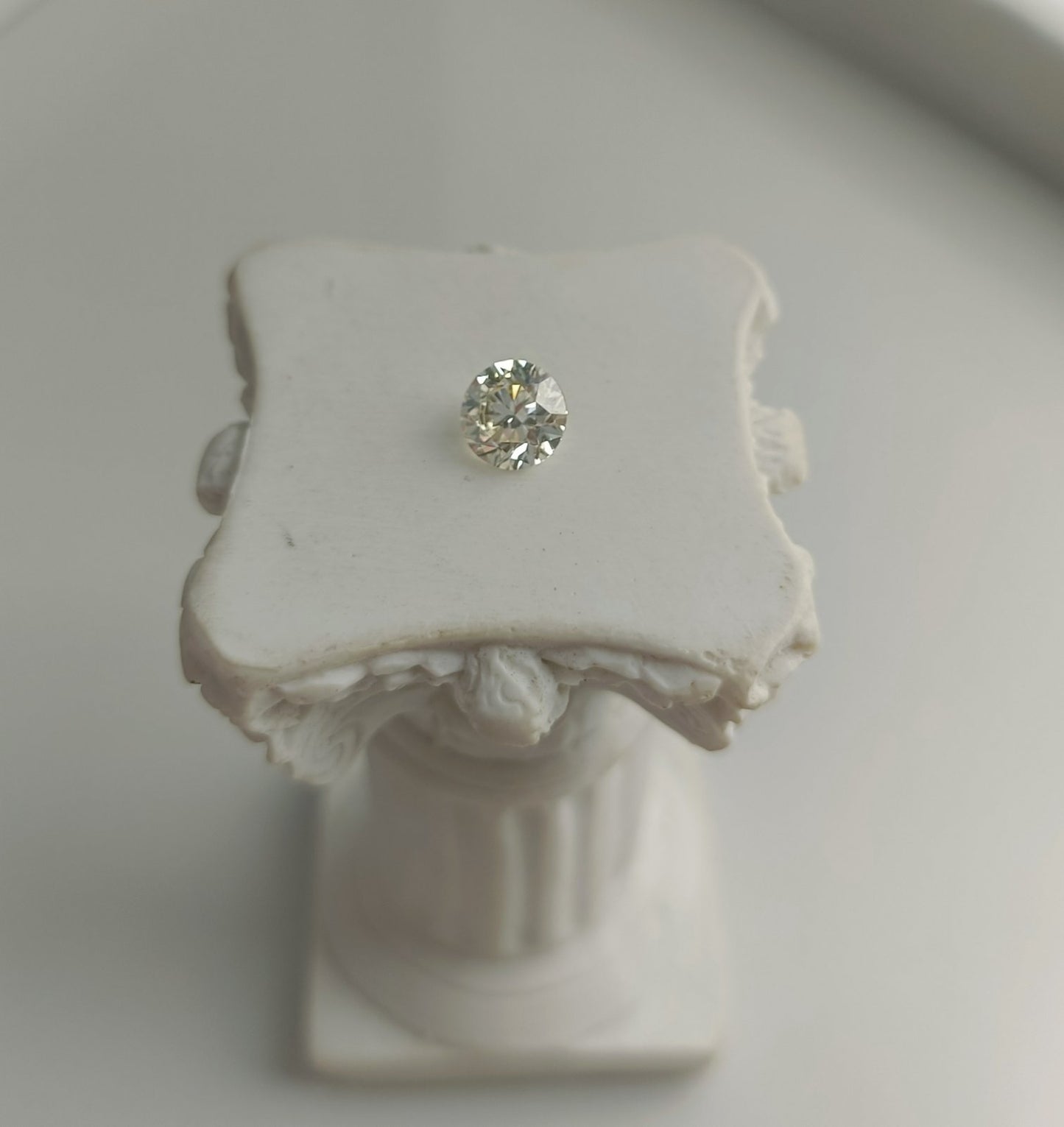 0.90CT VS2 M 6532228613 Round Cut Natural Diamond
