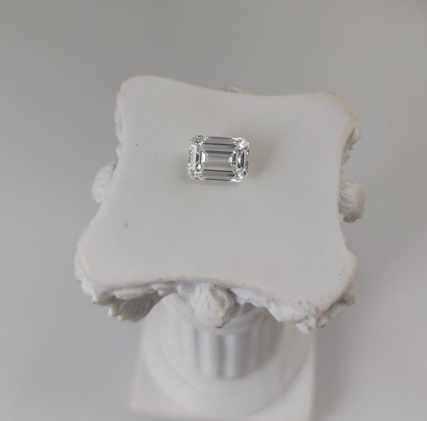 1.50CT VVS2 F 711531490 Emerald Cut Lab Grown Diamond
