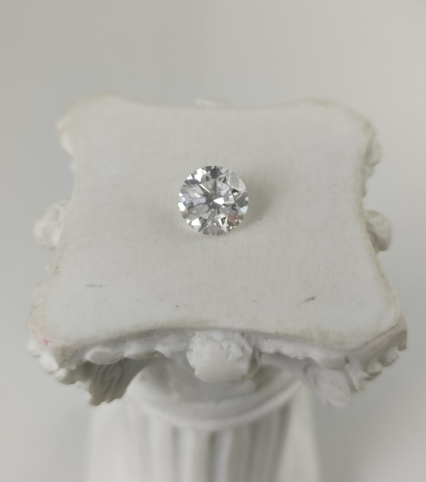 1.08CT VS2 F 750554977 Round Cut Lab Grown Diamond