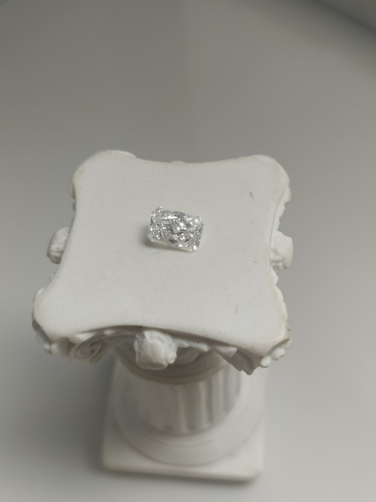 1.02CT VVS2 E 603356770 Radiant Cut Lab Grown Diamond