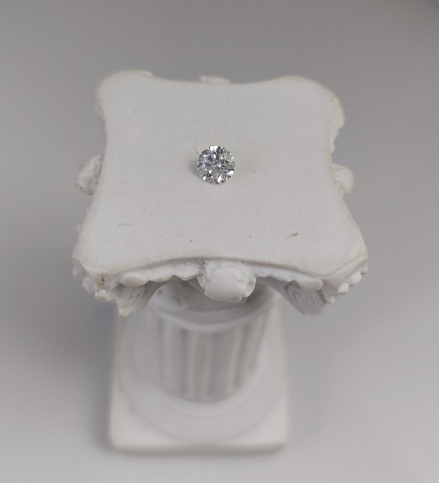 0.35ct VS1 D 658495372 Round Cut Lab Grown Diamond