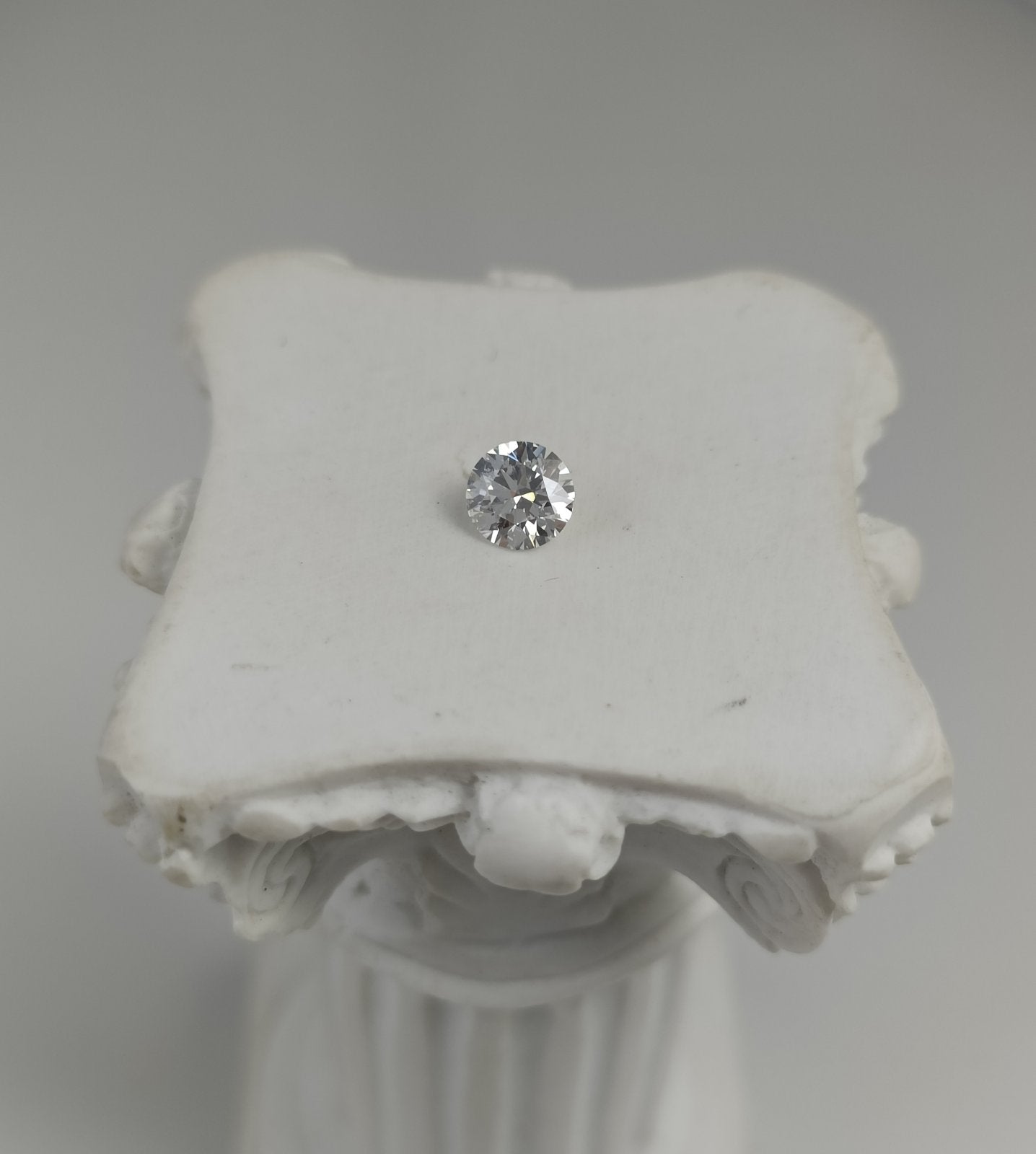 0.35ct VS1 D 659469316 Round Cut Lab Grown Diamond