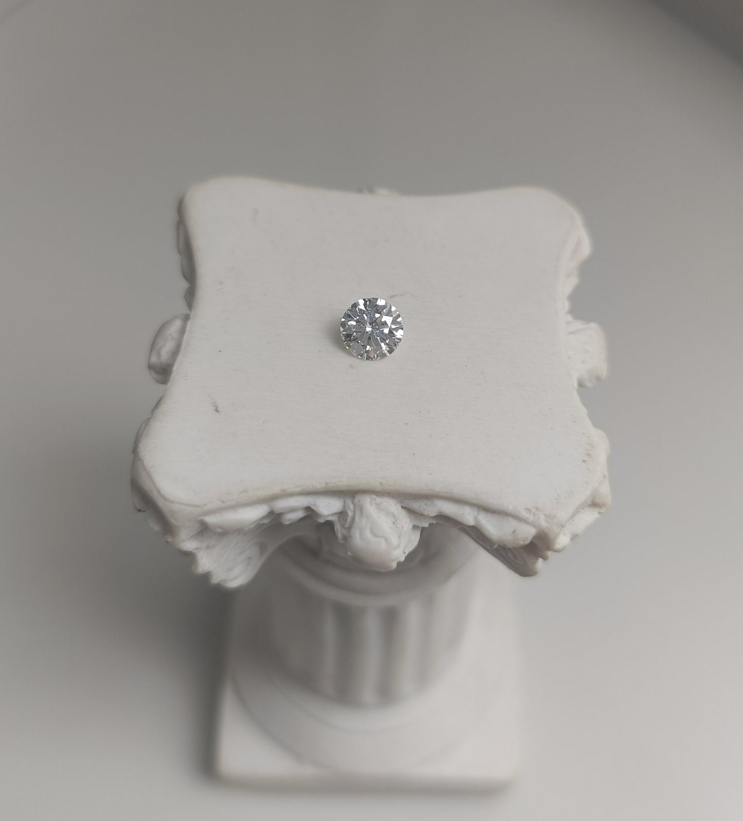 0.35ct VS1 D 671468441 Round Cut Lab Grown Diamond