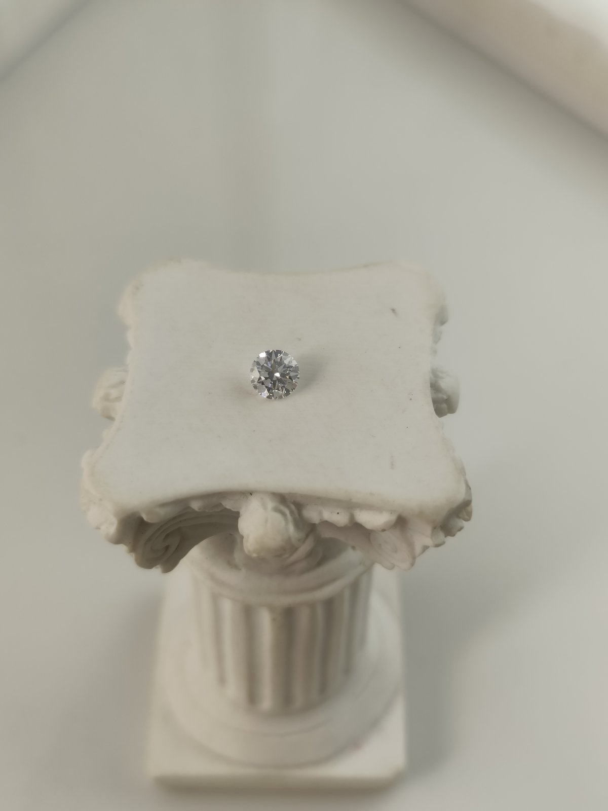 0.35ct VS1 D 671468472 Round Cut Lab Grown Diamond