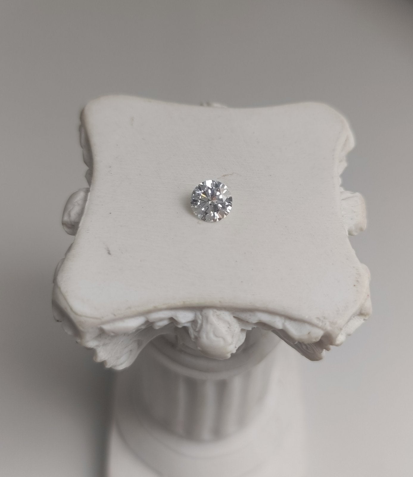 0.35ct VS1 D 674516128 Round Cut Lab Grown Diamond