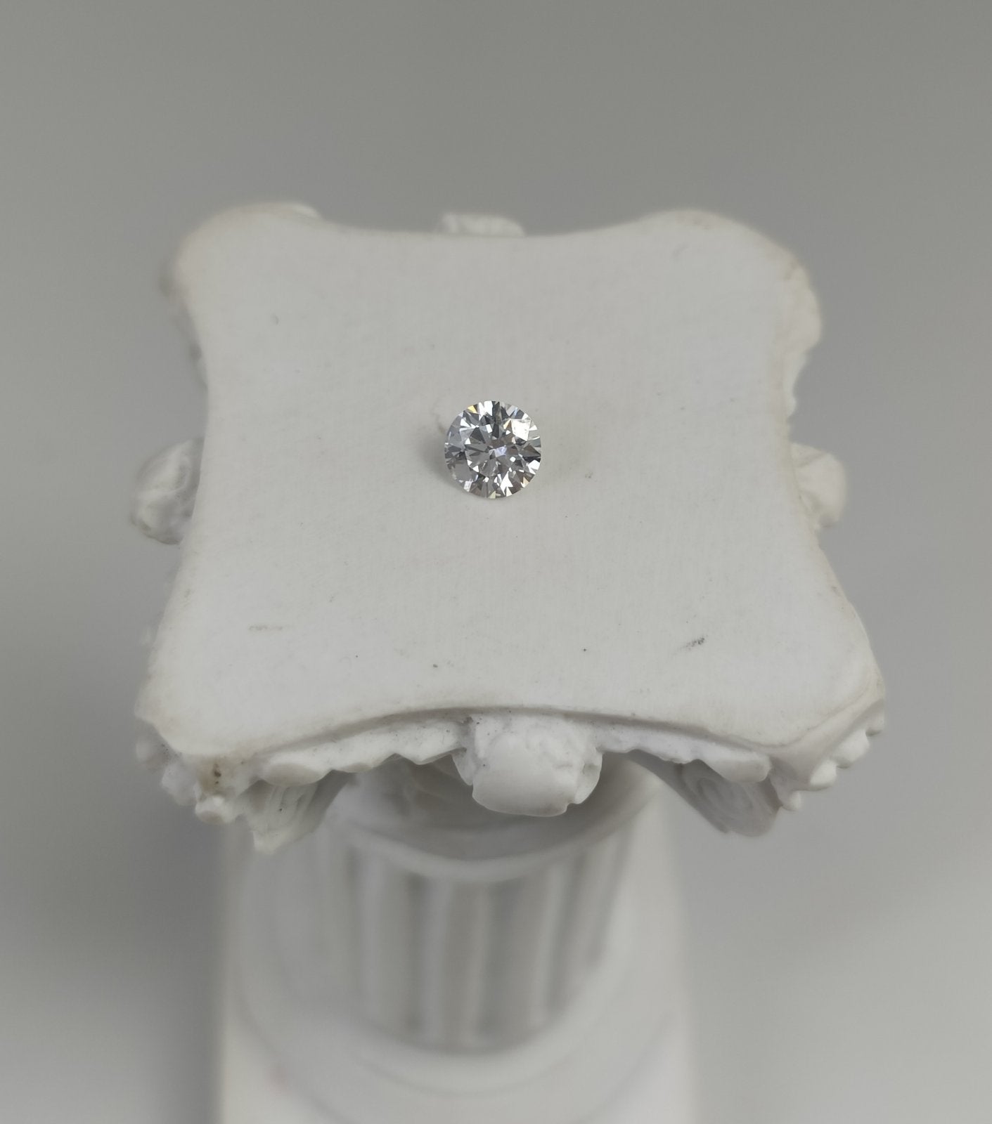 0.35ct VVS2 D 675558982 Round Cut Lab Grown Diamond