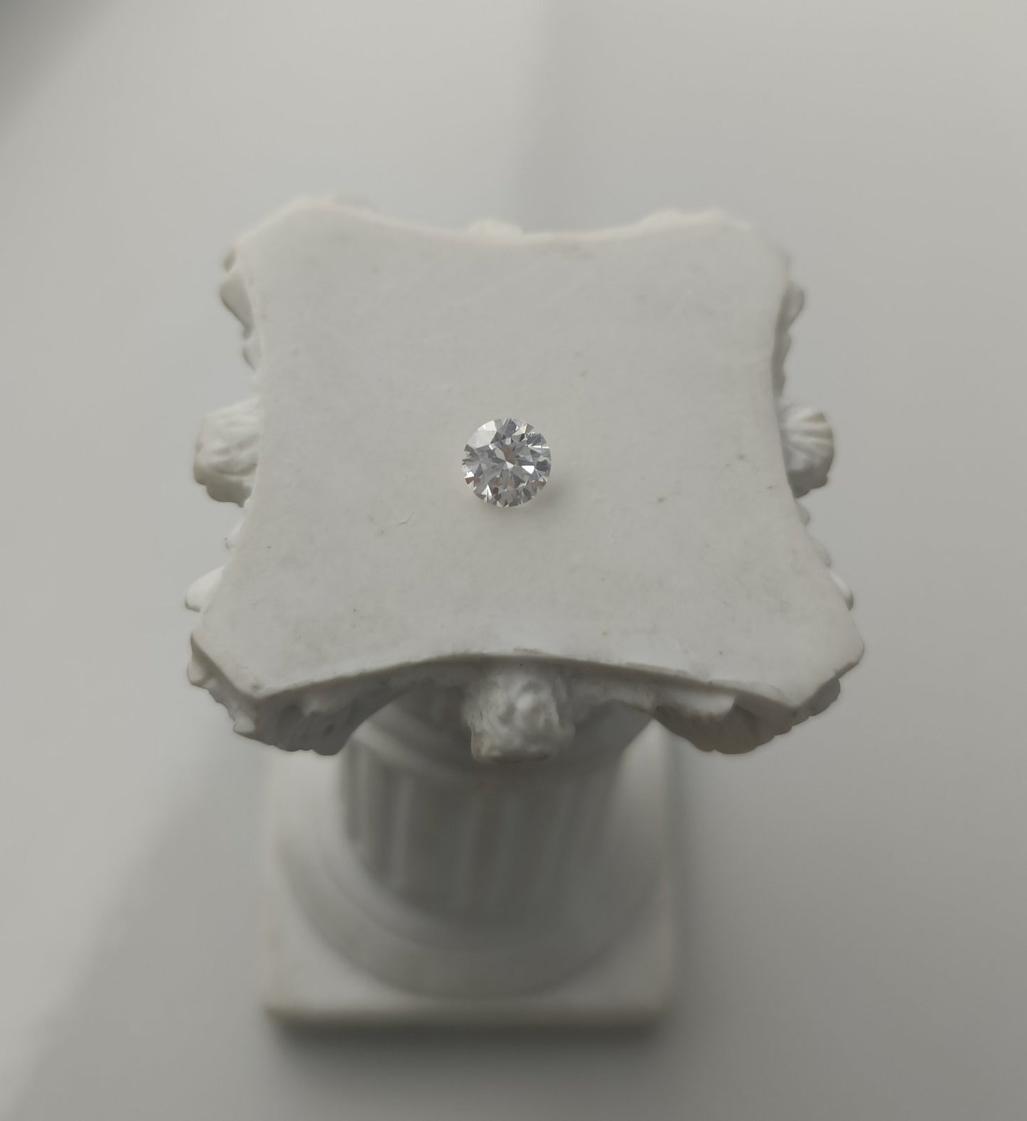 0.38CT VS2 F 566307108 Round Cut Lab Grown Diamond