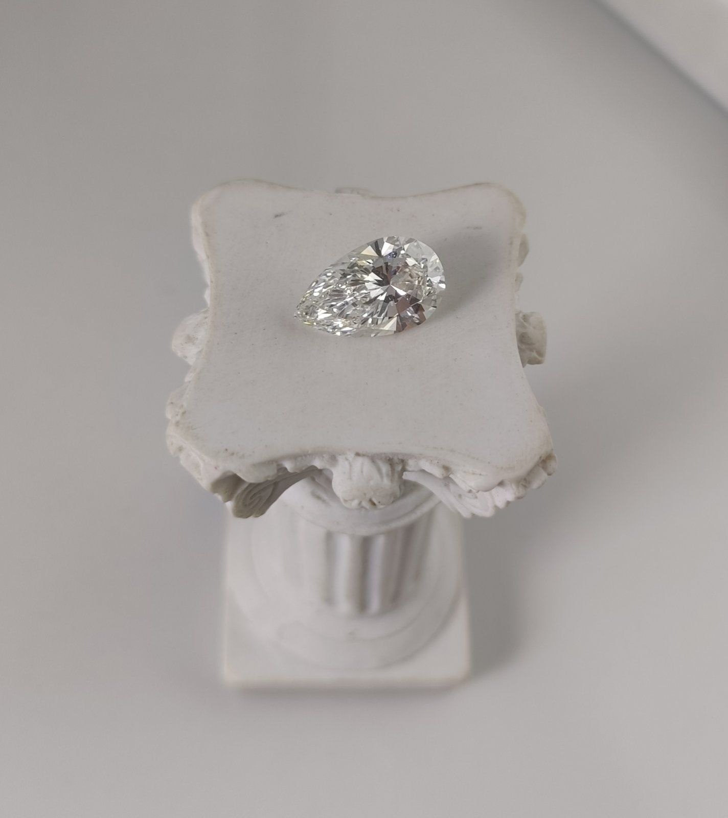 4.02CT VS1 E 713537065 Pear Cut Lab Grown Diamond