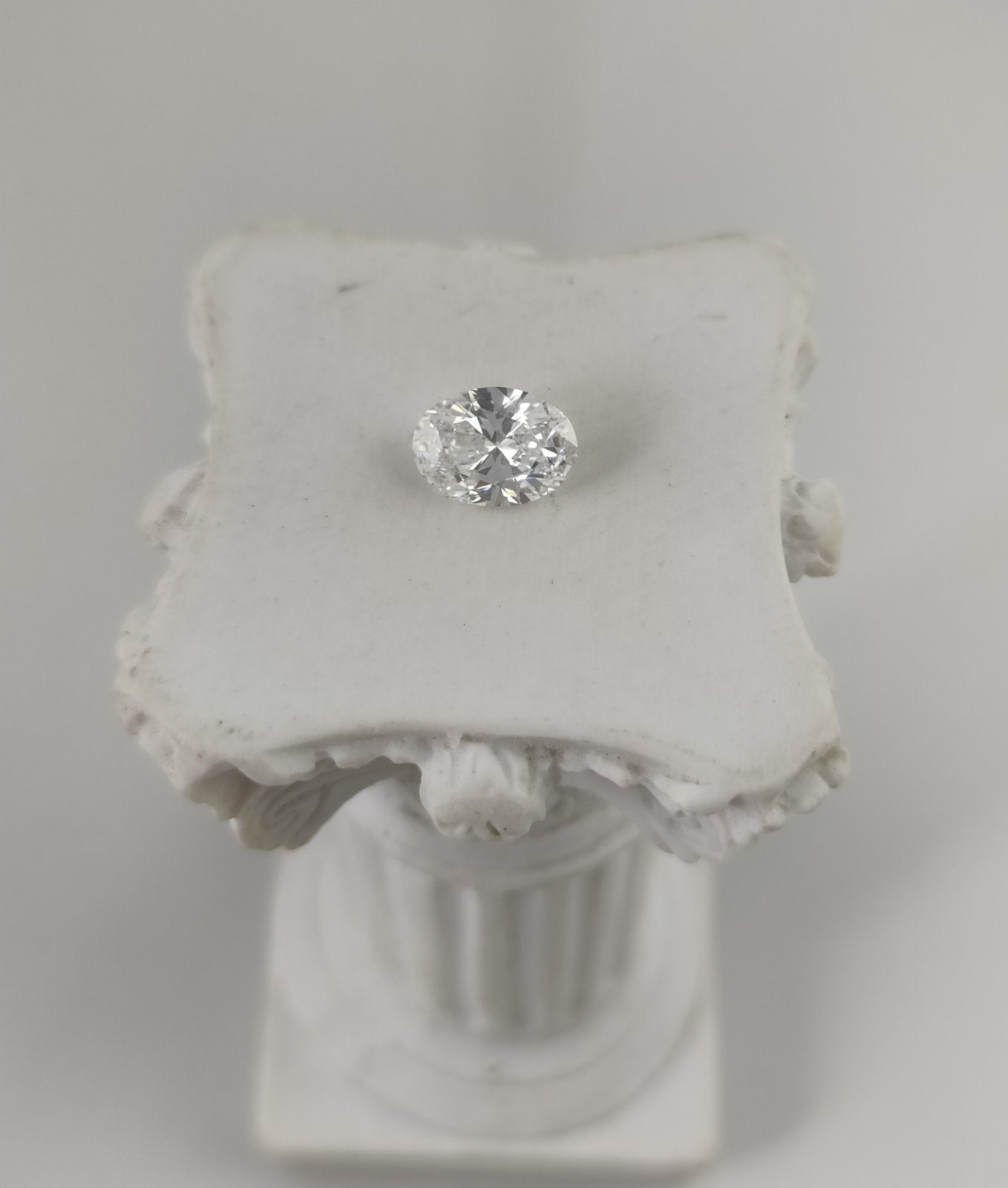 1.0CT VVS1 D 713563187 Oval Cut Lab Grown Diamond