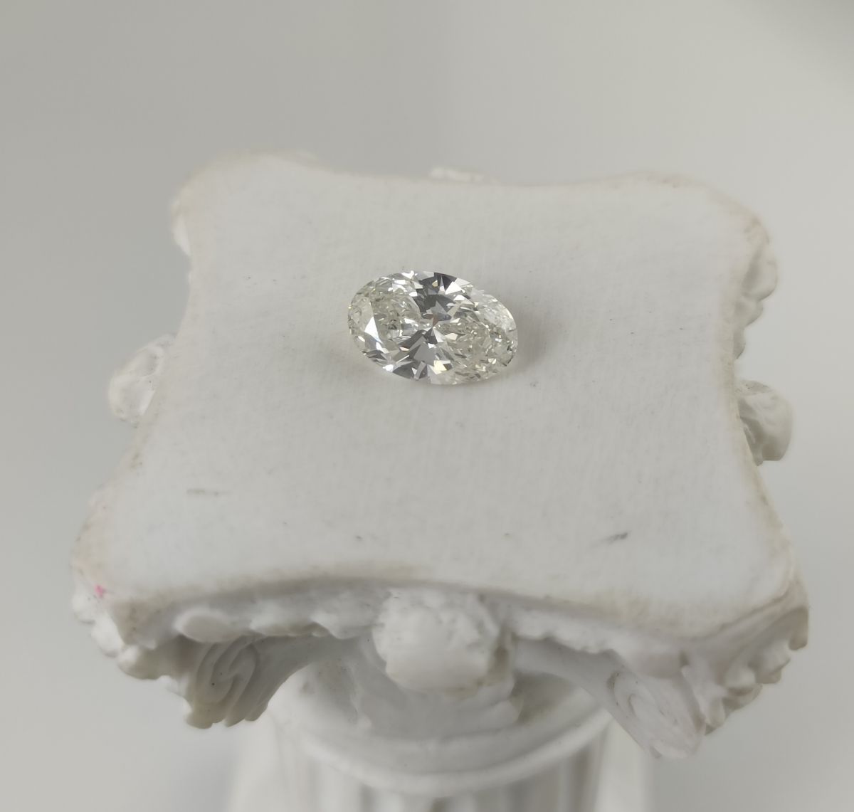 1.01CT VS2 G 715572127 Oval Cut Lab Grown Diamond