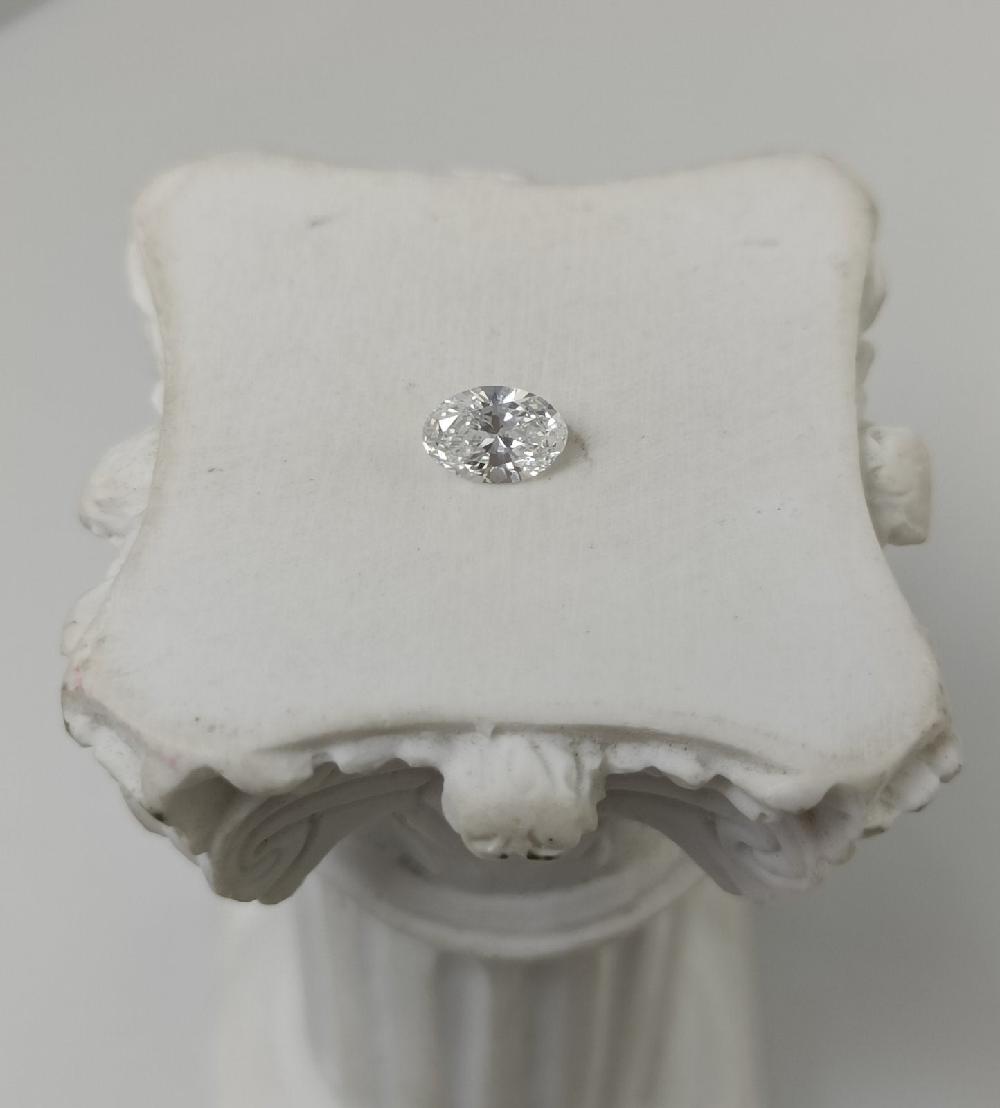 0.34CT VS1 E 680572794 Oval Cut Lab Grown Diamond