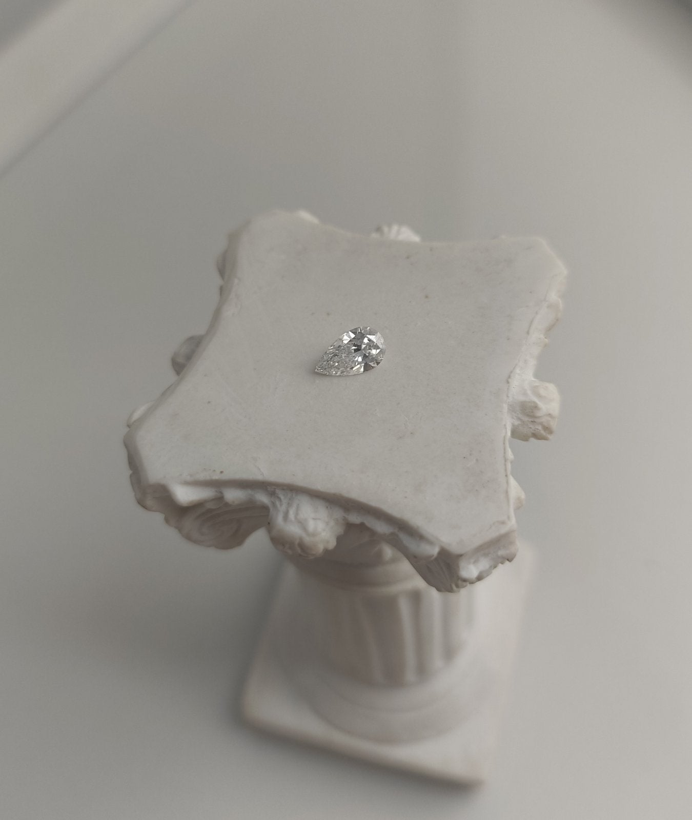 0.31ct VS2 E 523274936 Pear Cut Lab Grown Diamond