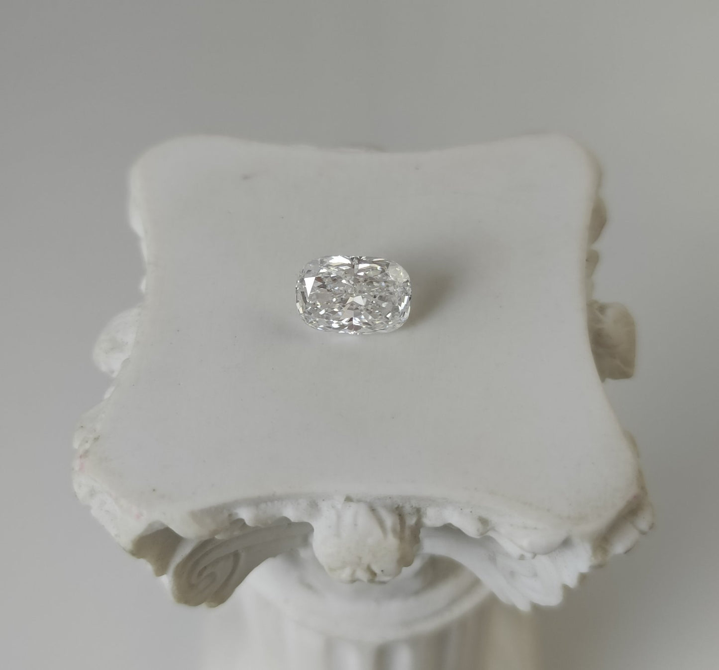 1.0CT VVS2 D 678580325 Cushion Cut Lab Grown Diamond