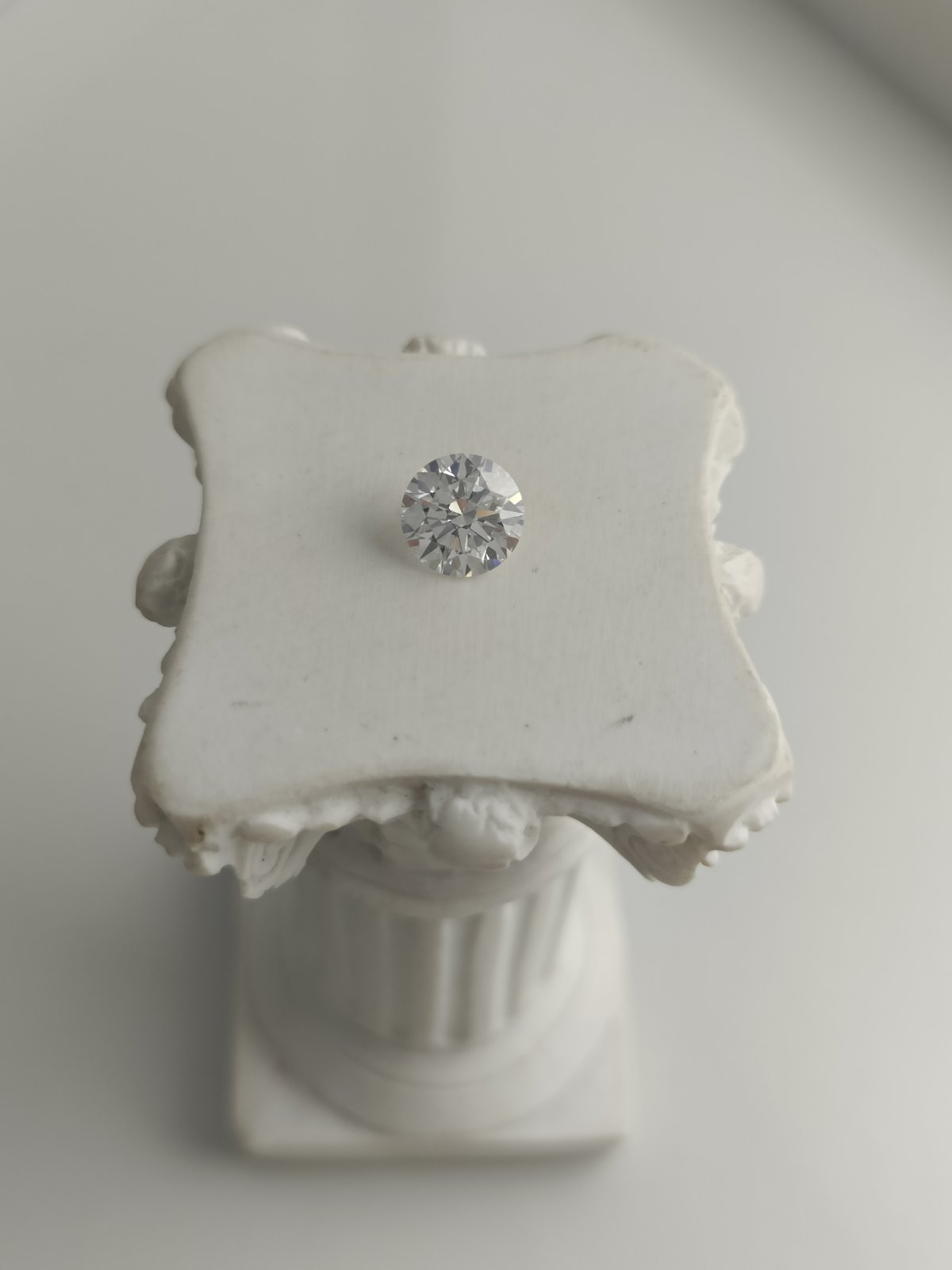 1.06CT VS2 E 696582087 Round Cut Lab Grown Diamond