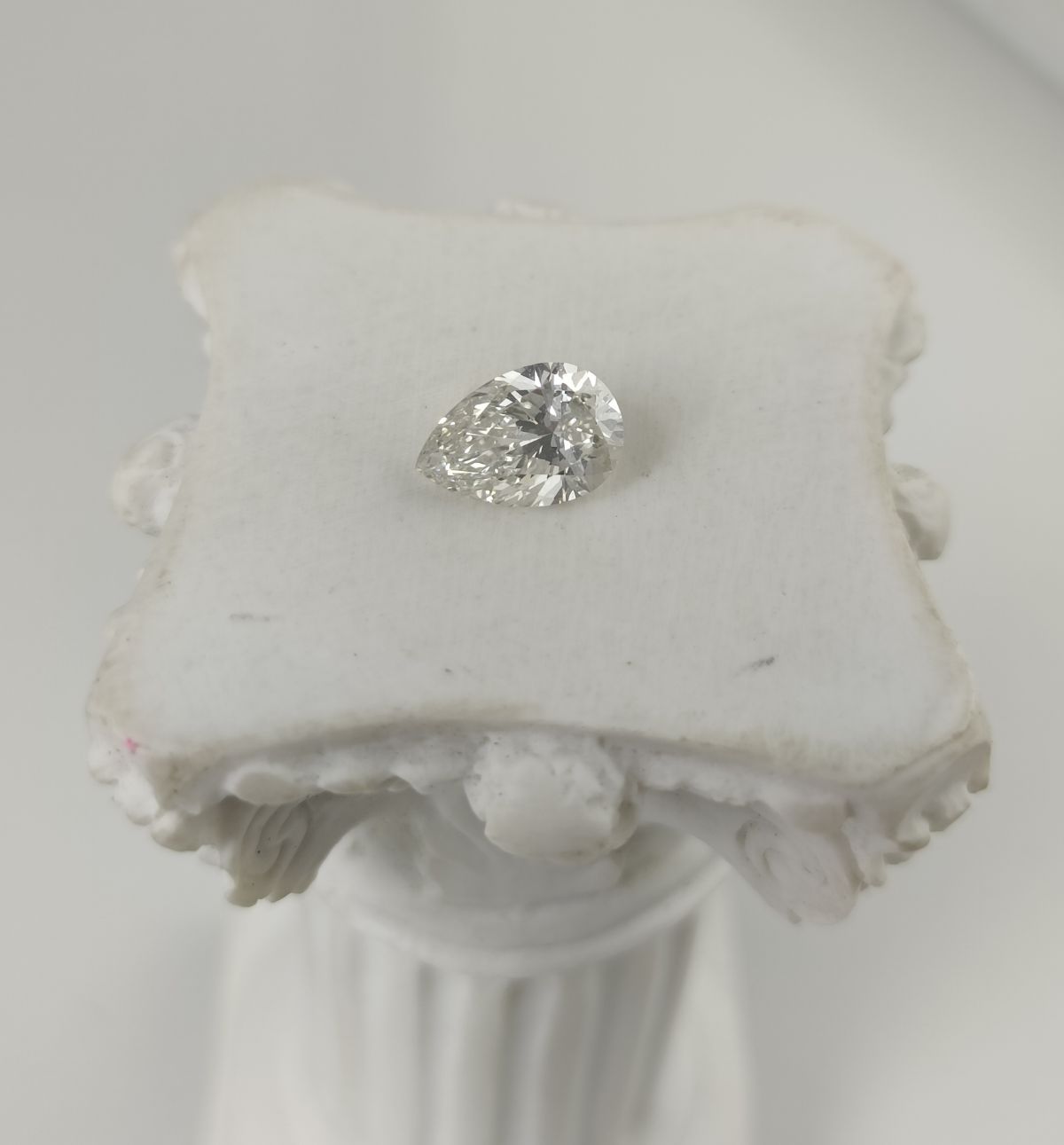 1.02CT VS1 G 749584324 Pear Cut Lab Grown Diamond