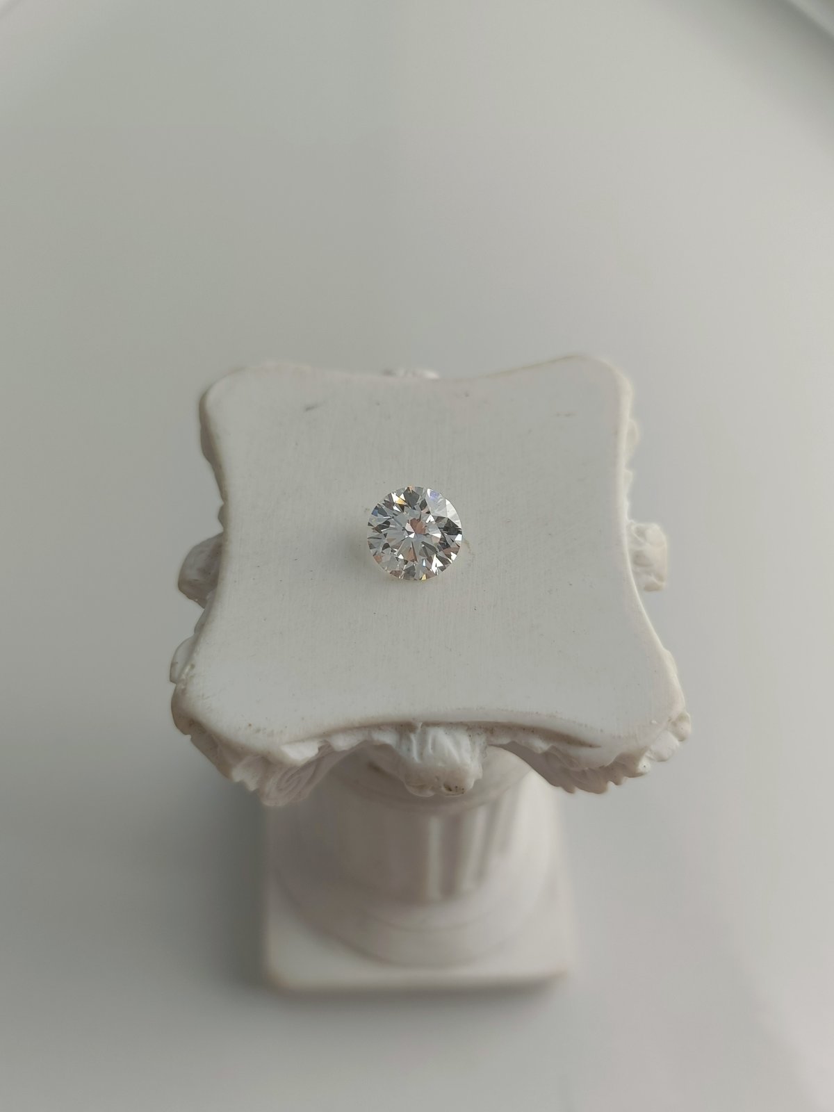 1.01CT VS2 F 696599437 Round Cut Lab Grown Diamond