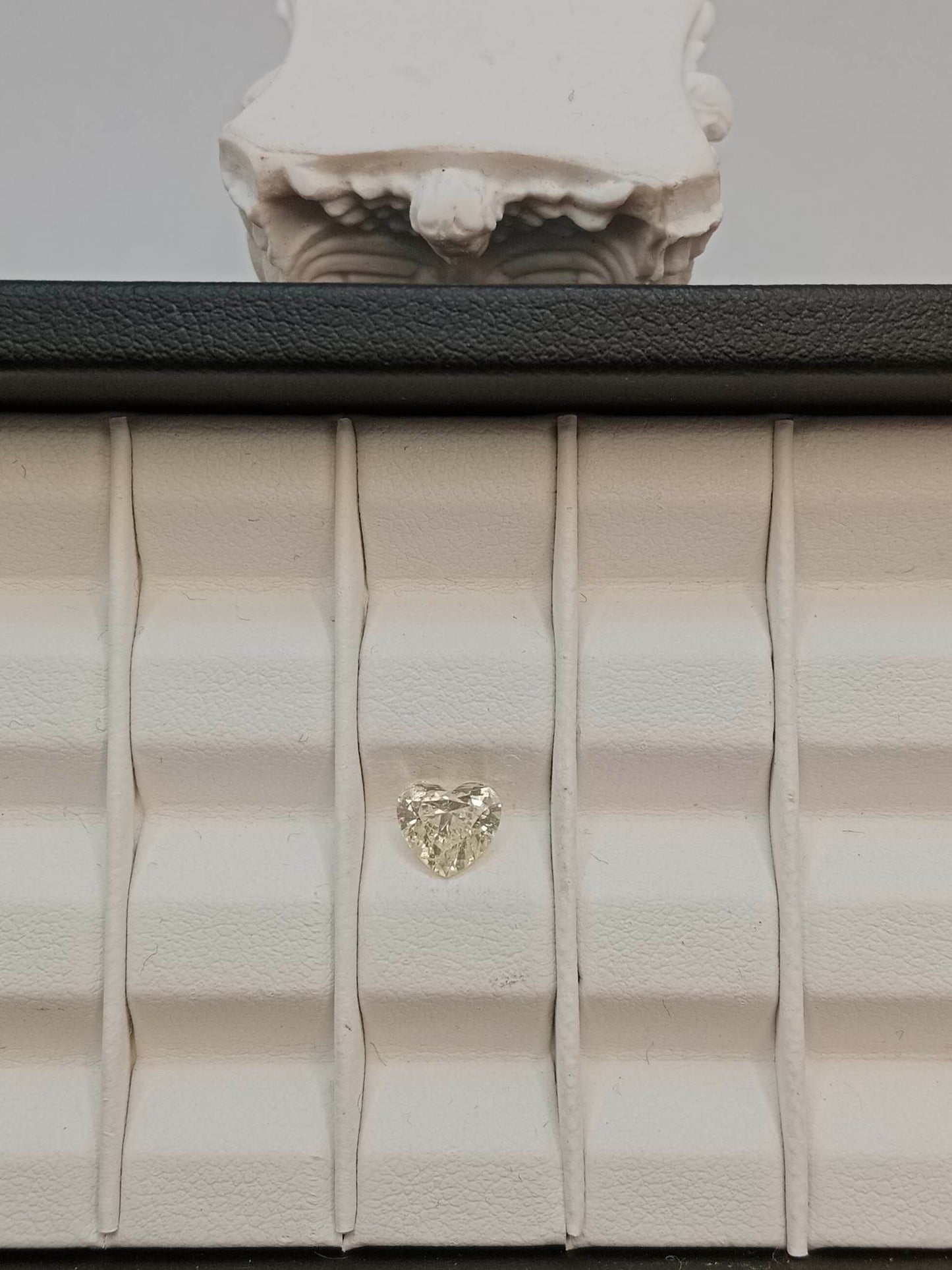 1.01CT SI1 N 6415497724 Heart Cut Natural Diamond