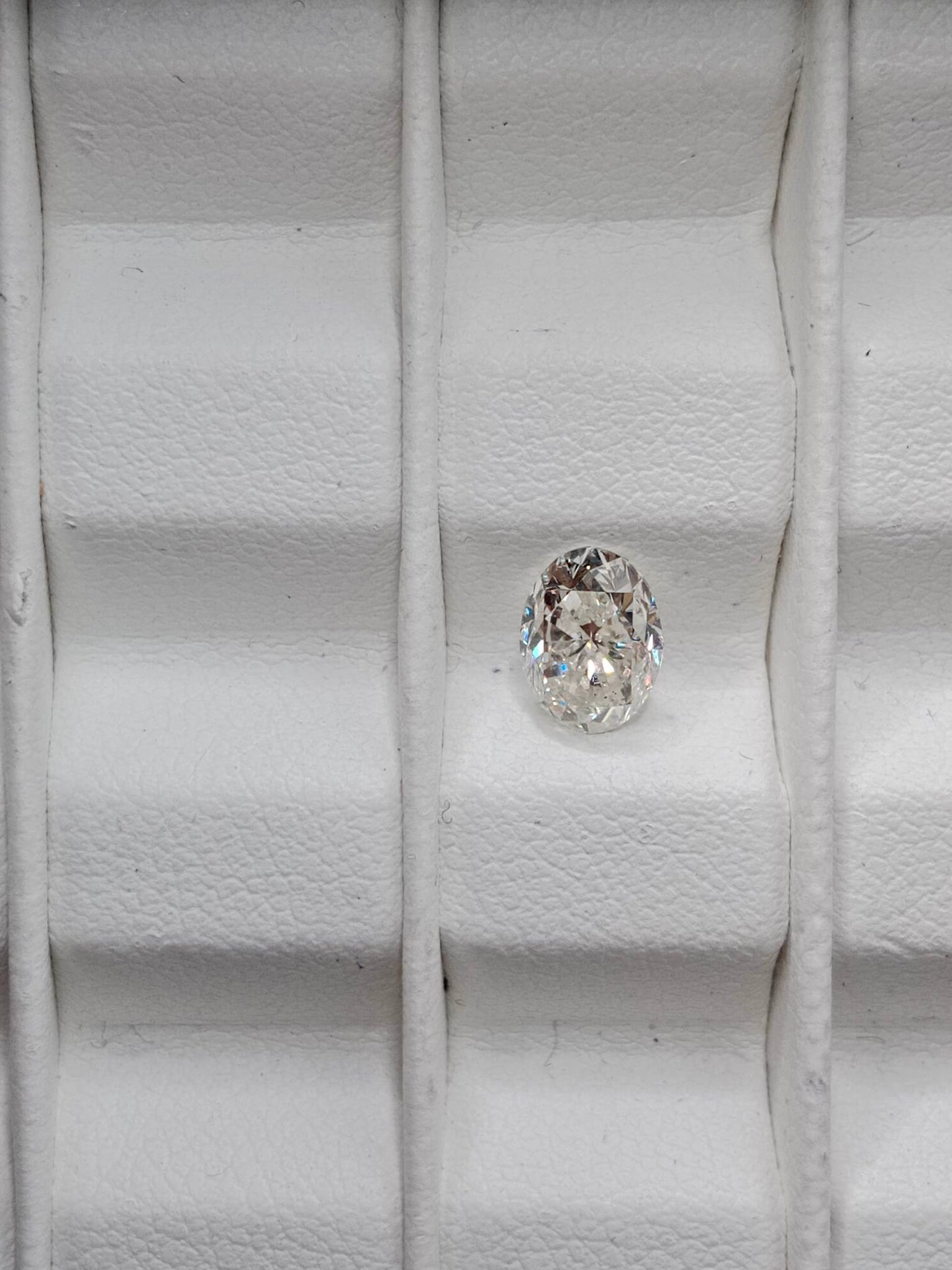 1.01CT SI1 J 1457140281 Oval Cut Natural Diamond