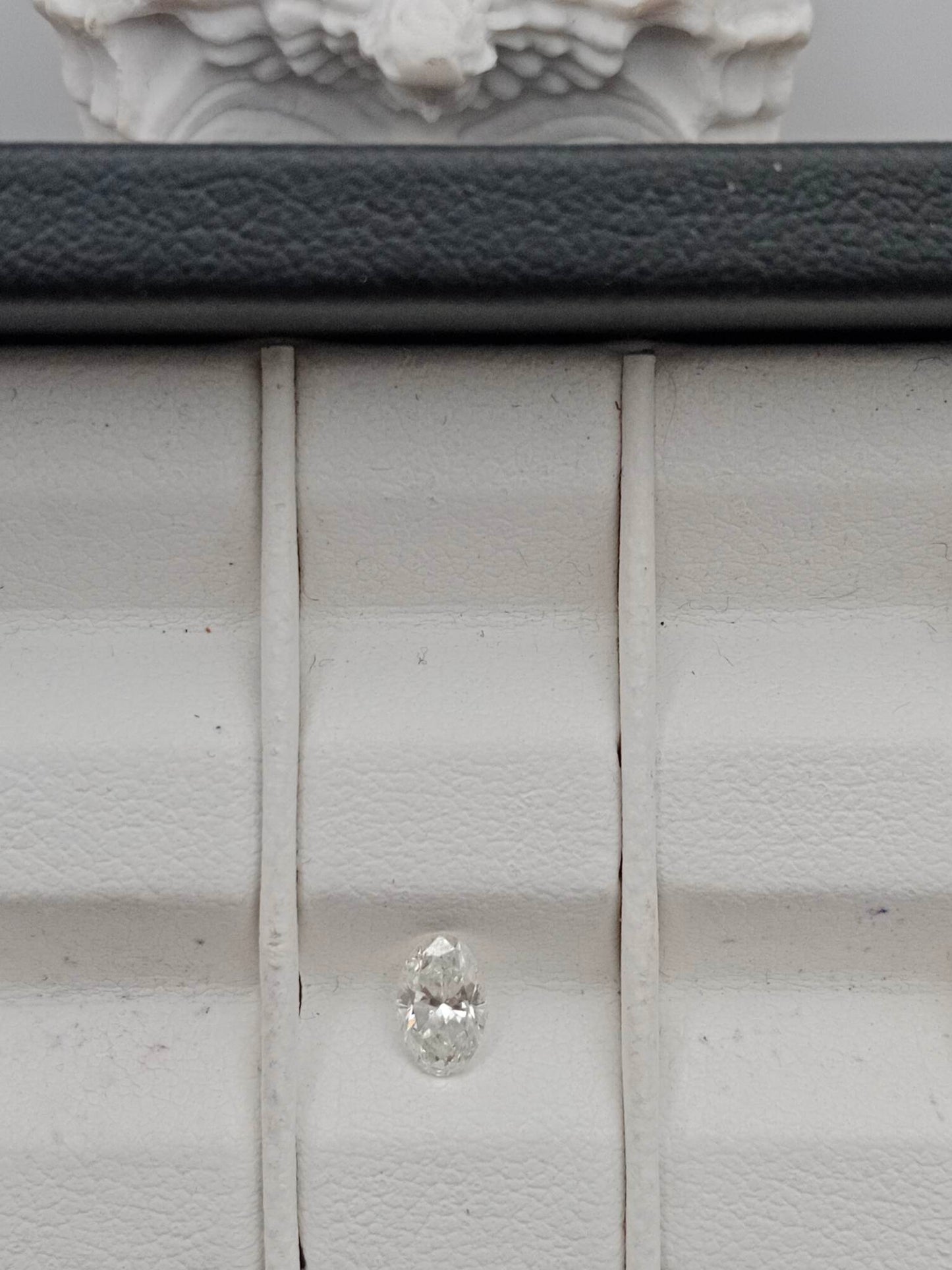 0.33CT SI1 H 1377888668 Oval Cut Natural Diamond