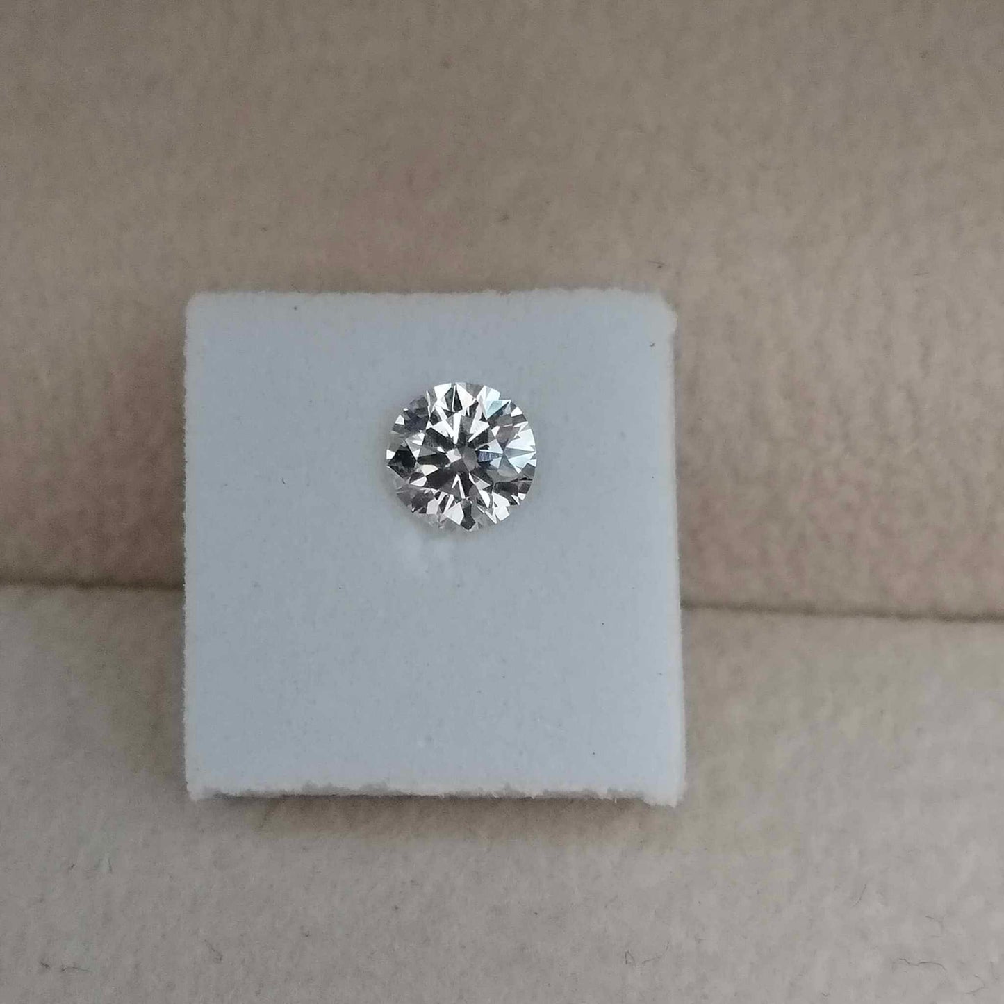0.35ct VVS2 D 675549089 Round Cut Lab Grown Diamond