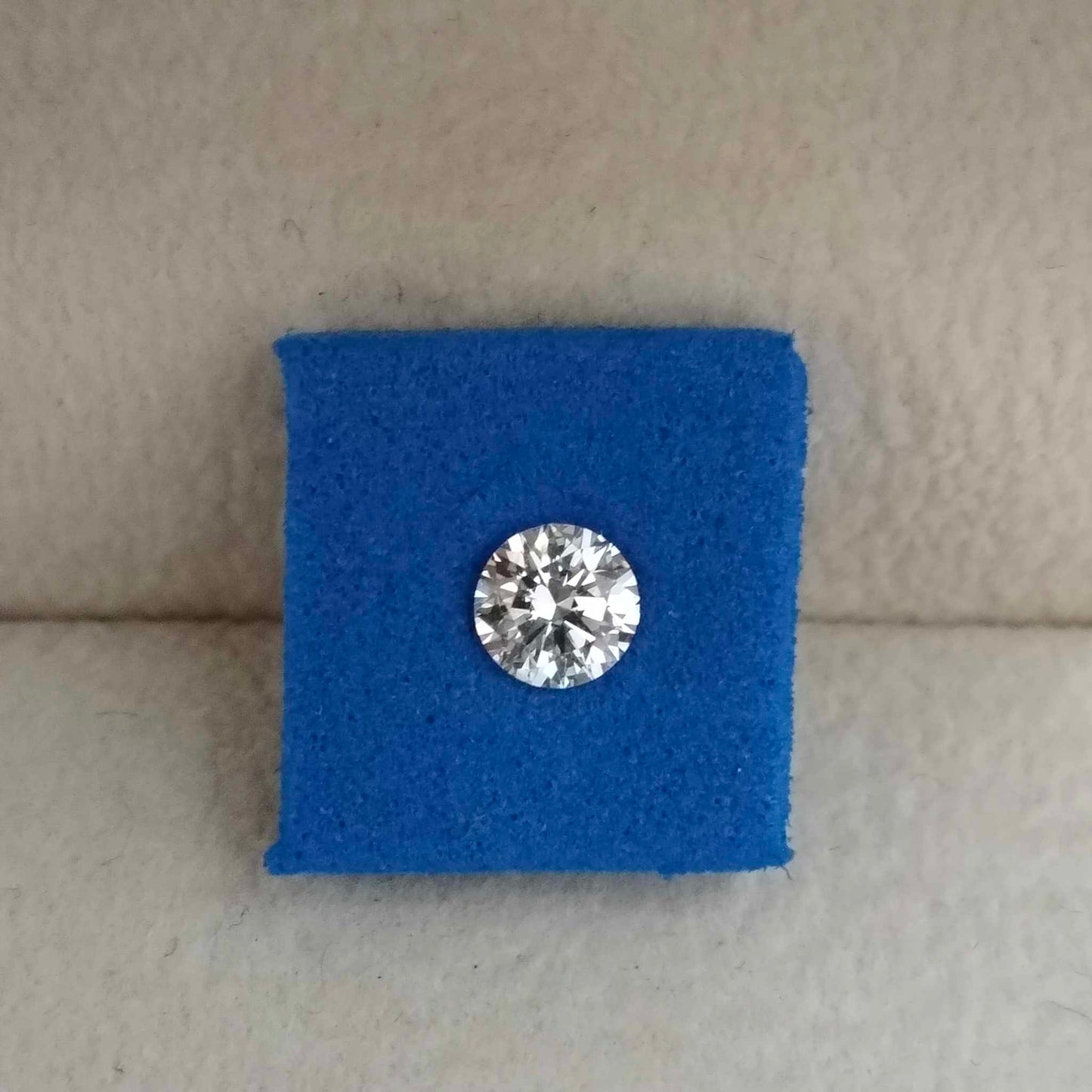 0.35ct VS1 D 659469265 Round Cut Lab Grown Diamond