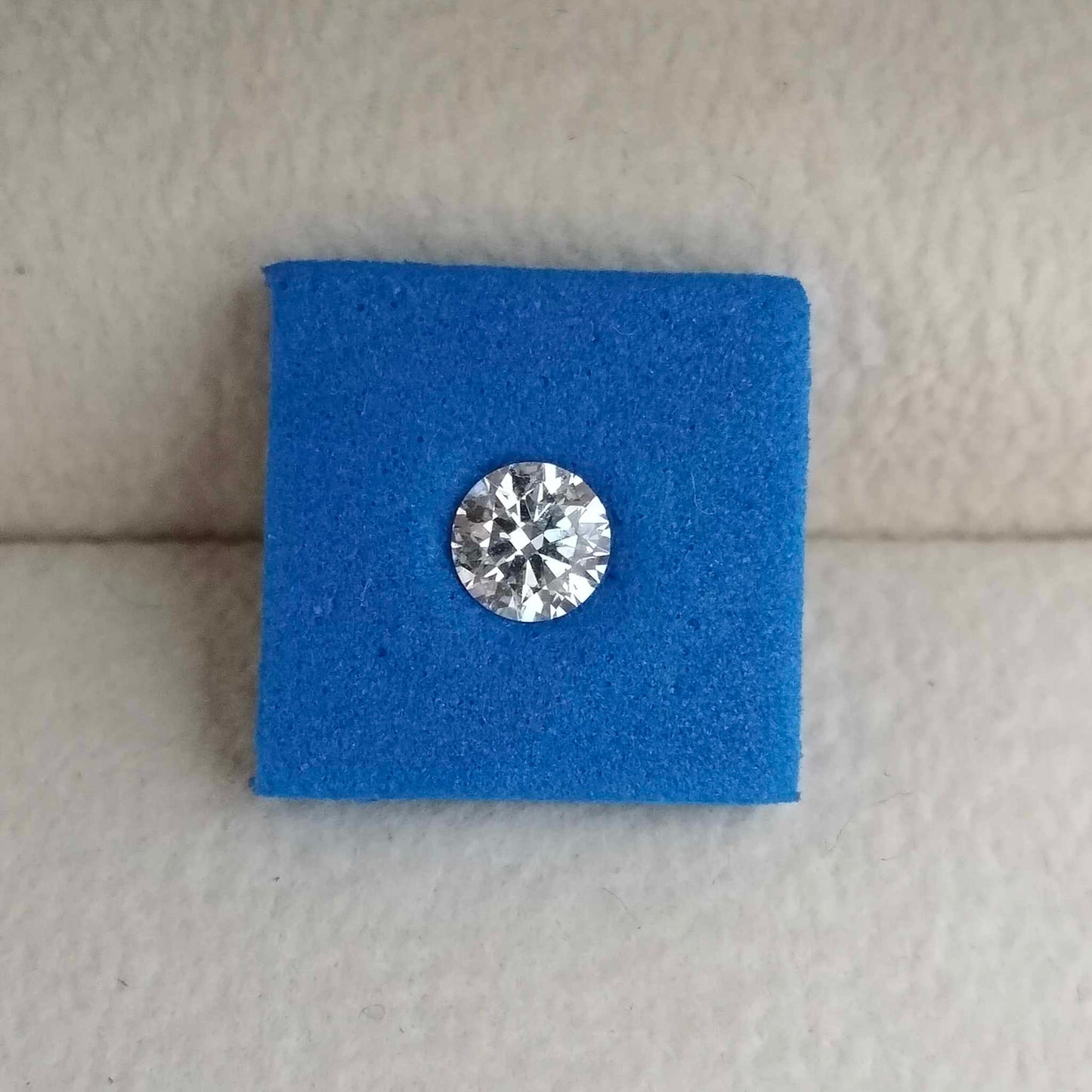 0.35ct VS1 E 651407967 Round Cut Lab Grown Diamond