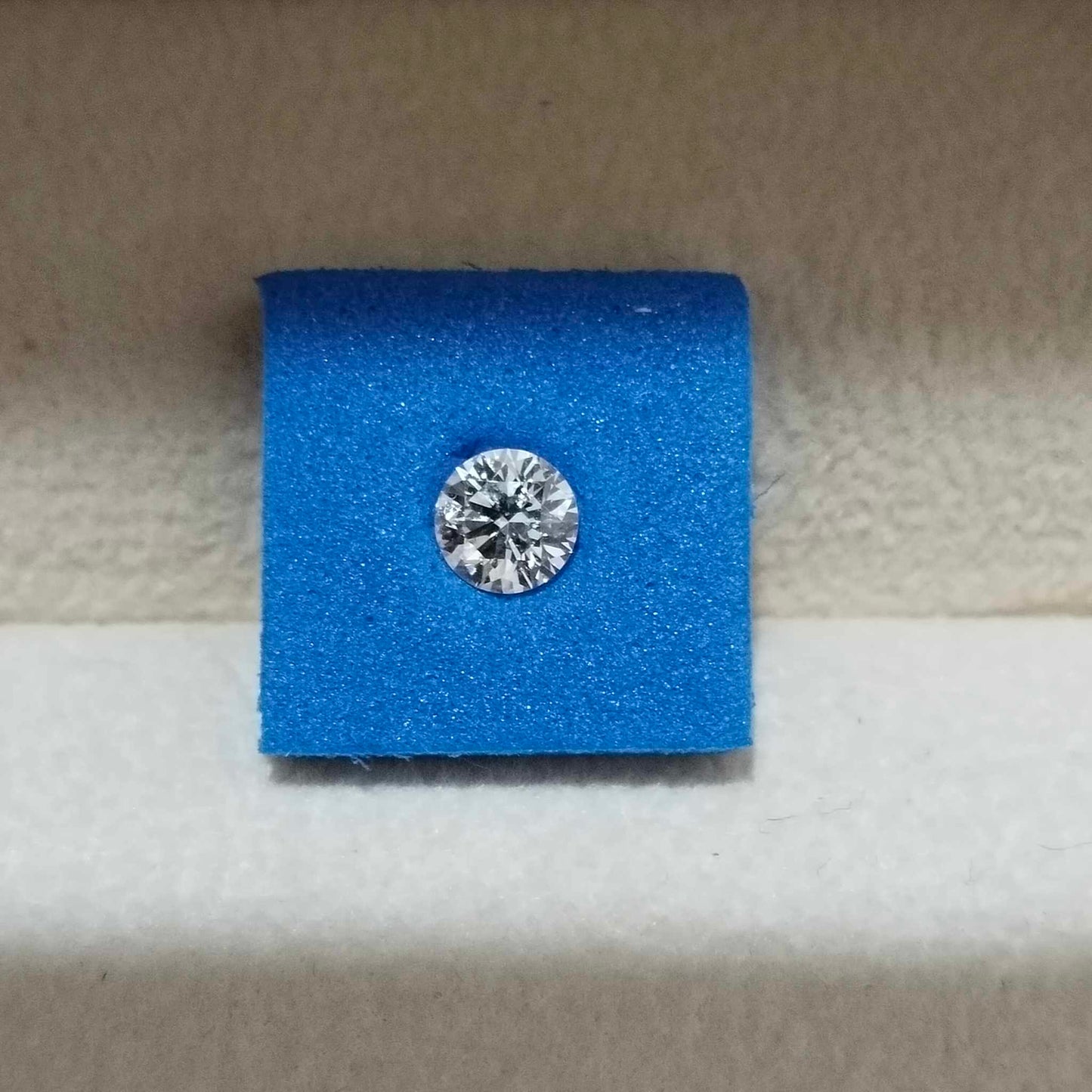 0.35ct VS1 D 671468441 Round Cut Lab Grown Diamond