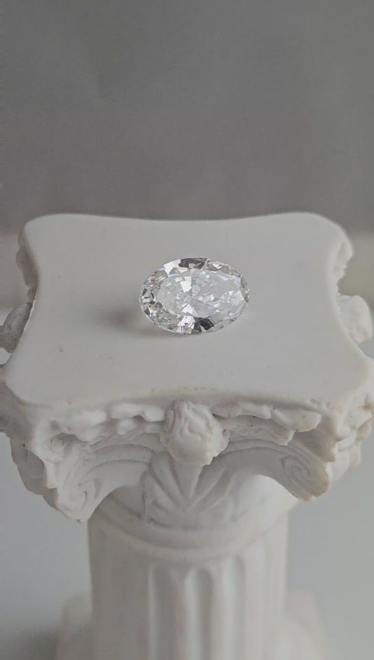2.02CT VS2 D 813656013 Oval Cut Lab Grown Diamond